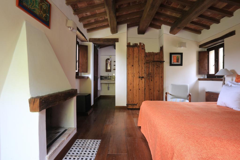 Hotel Borgo Di Carpiano Mengara Exterior foto